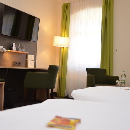 Doppelzimmer mit zwei Betten