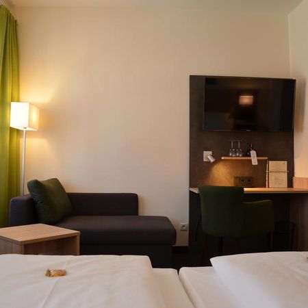 Doppelzimmer mit zwei Betten